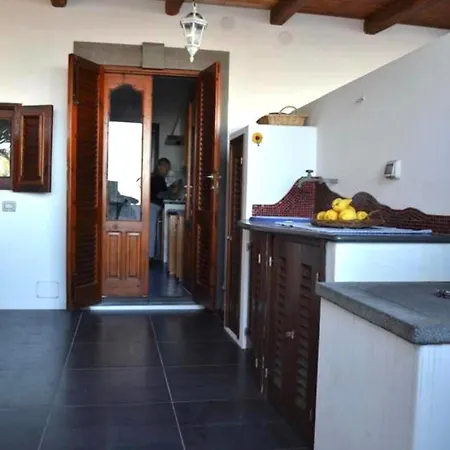 Casa Lorenzo סטרומבולי