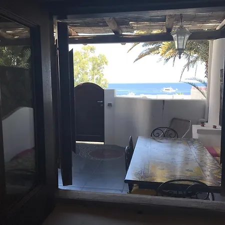 Casa Lorenzo * סטרומבולי